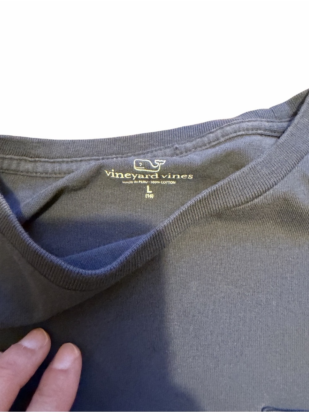 Vineyard Vines Boys L 16 Navy Christmas Whale Long Sleeve Pocket Tee Shirt - Picture 3 of 5